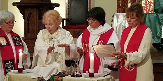 mujeres-sacerdotes_560x280