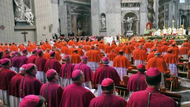 iglesia-espaldas_2120497983_13588529_660x371